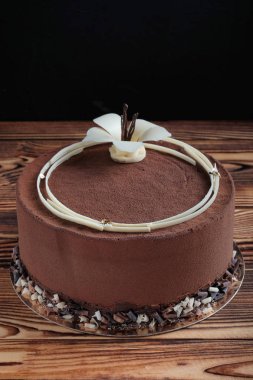 Mousse Kek çikolata kadife ile. Festival tatlı