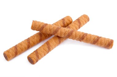 Beyaz üzerinde izole çikolata ve kakao dolum ile Wafer rulo