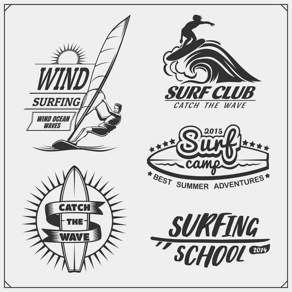 Ensemble Emblèmes Étiquettes Badges Planche Voile Eléments Conception Surf — Image vectorielle