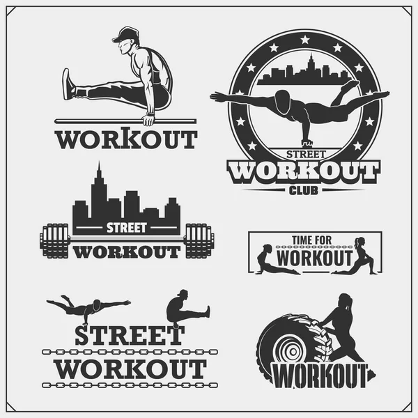 Conjunto Vectorial Street Workout Emblemas Etiquetas Fitness Ilustraciones Siluetas Deportistas — Vector de stock