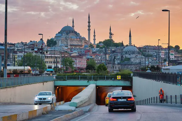 Sultanahmet, Isztambul naplementekor. Törökországi utazás. — Stock Fotó