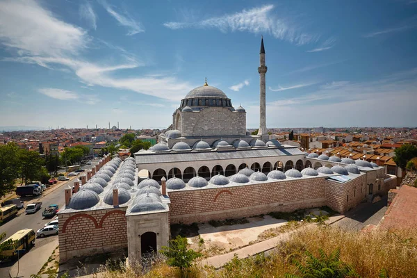 Büyük Müslüman Camii. Fatih'teki Mihrimah Sultan Camii, İstanbul