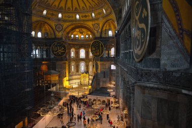 Ayasofya 'nın içi. İstanbul 'un Cazibeleri.