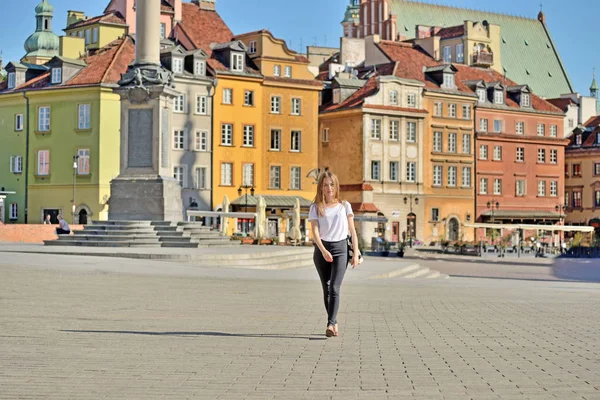 Chica Plaza Del Castillo Varsovia Polonia — Foto de Stock