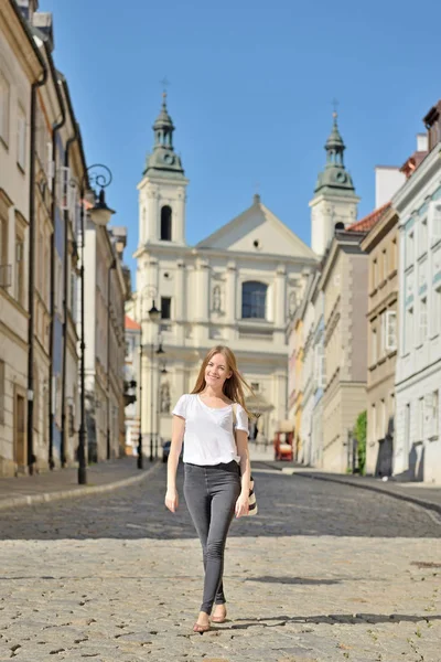 Chica Ciudad Varsovia Polonia — Foto de Stock