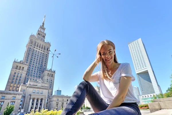 Chica Ciudad Varsovia Polonia —  Fotos de Stock