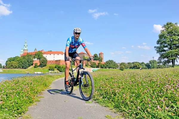 Человек Горном Велосипеде Краков Польша Стоковое Фото