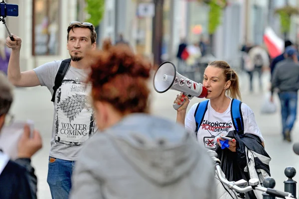 Covid March City Lodz Inglés Cientos Personas Sin Máscaras Gritaban —  Fotos de Stock