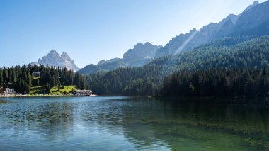  Dolomitler, İtalya 'da Lago di Misurina