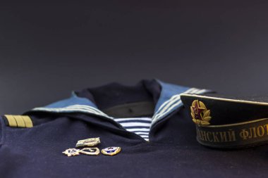 Rus Donanması denizci üniforması şapkalı