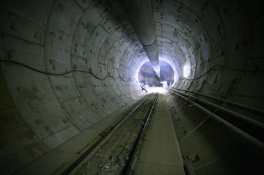 Metro tünelinin inşaat alanı. Torino, İtalya - Mayıs 2015
