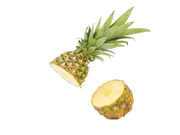 Skivad Mogna Och Saftiga Tropiska Hawaii Ananas Isolerad Vit Bakgrund — Stockfoto