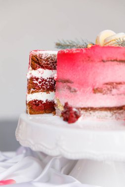 Güzel pasta. kek ve kurabiye. Top kek, kek ve diğer tatlı tatlılar tatlı tatil büfe