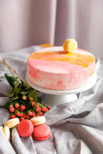 Güzel pasta. kek ve kurabiye. Top kek, kek ve diğer tatlı tatlılar tatlı tatil büfe