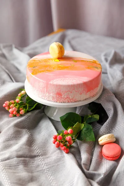 Güzel pasta. kek ve kurabiye. Top kek, kek ve diğer tatlı tatlılar tatlı tatil büfe