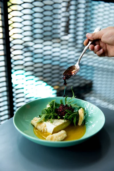 Platos Restaurante Hermosa Sabrosa Comida Plato Hermosa Comida Para Servir — Foto de Stock