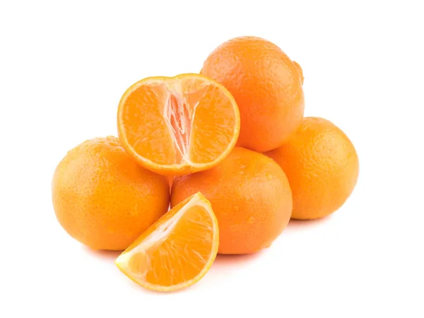 Colección Cítricos Aislados Mandarinas Enteras Frutos Naranja Mandarina Segmentos Pelados — Foto de Stock