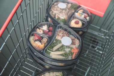 Take away folyo kutuları koleksiyonu ile almak uzakta folyo kutuları ile sağlıklı gıda sağlıklı food.n. Sağlıklı gıda kutusunda. Taze kutusu. yaşam tarzı, günlük yemek planı