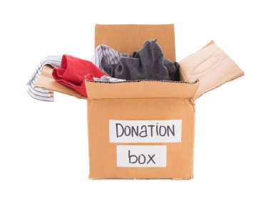 Karton kutu beyaz arka plan üzerinde bağış ile