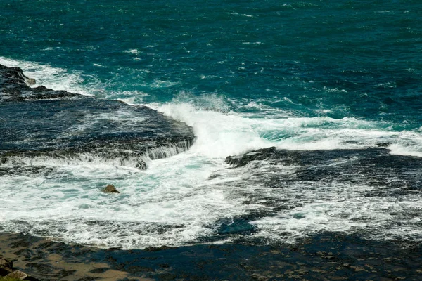 Fernando de Noronha Brezilya'da Caracas Point (Ponto dos Caracas) Güzel Görünümü, Pernambuco Brezilya Devlet