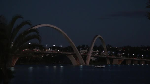 Θέα Στη Γέφυρα Ponte Jascelino Kubitschek Στη Μπραζίλια Βραζιλία Νύχτα — Αρχείο Βίντεο