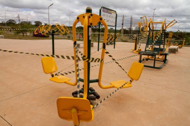 Brasilia, Brezilya, 16 Haziran 2020: Bir sonraki duyuruya kadar Brezilya hükümeti tarafından kamu fitness parkı kapatıldı. Corona Virüsü 'nün nedenselliği. 