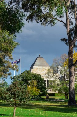 Melbourne, Avustralya - 5 Mayıs 2018: Kings etki alanında bir Dünya Savaşı 1 anıt anma tapınak olduğunu. 1934 yılında açıldı.
