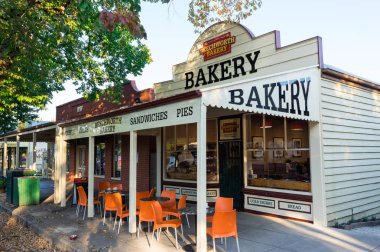 Yackandandah, Avustralya - 30 Nisan 2018: Beechworth Bakery bir ikonik ülke backery olduğunu. Bu küçük kasaba Yackandandah fırıncılık dalında olduğunu.