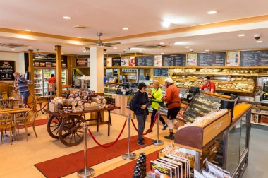 Beechworth, Avustralya - 30 Nisan 2018: Beechworth Bakery Tom O'Toole tarafından 1984 yılında başladı ikonik bir iş olduğunu. Şimdi Victoria boyunca dalı vardır.