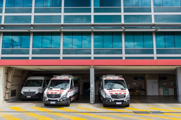 Geelong Australia Octubre 2018 Ambulancias Emergencia Hospital Universitario Geelong Parte — Foto de Stock