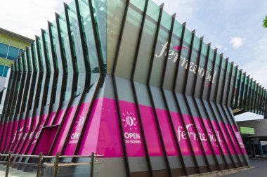 Geelong, Avustralya - 14 Ekim 2018: Blackwood Fitness Avustralya çevresinde 70 sigorta primi sadece kadınlar sağlık kulüpleri vardır. Orta Geelong kulübü Burası.