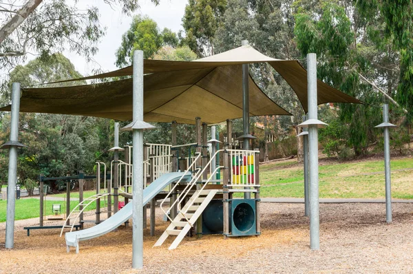 Templestowe Melbourne kuzeydoğu dış banliyölerinde Park'ta Jenkins Bahçesi.