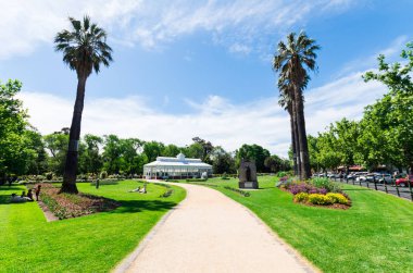 Avustralya'da Orta Bendigo Rosalind Park Konservatuvar Bahçeleri.
