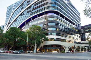 Parkville Biyomedikal Bölgesi'ndeki Viktorya Dönemi Kapsamlı Kanser Merkezi.