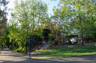 Dış ringwood Park Gölü'nde Piknik barınak