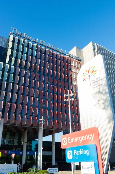 Royal Children 's Hospital en Flemington Road en Parkville, Melbourne . — Foto de Stock