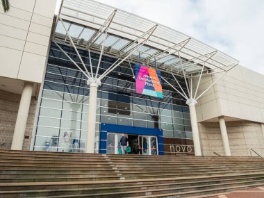 Dandenong şehir merkezindeki Armada Dandenong Plaza alışveriş merkezi..