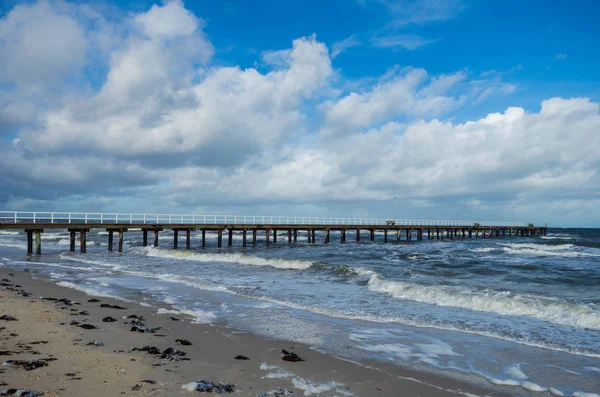 Melbourne, Avustralya 'daki tarihi Seaford İskelesi