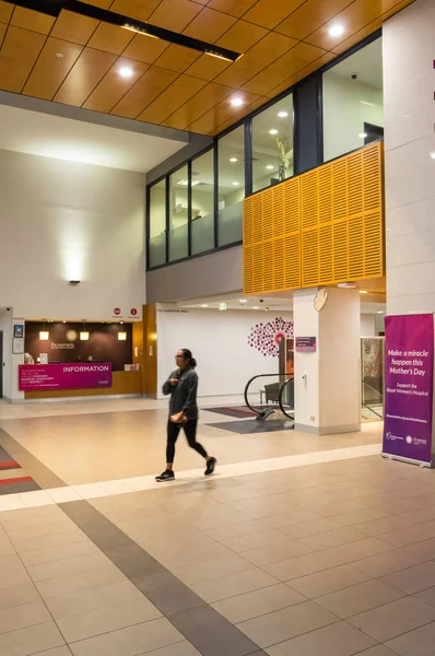 Royal Women 's Hospial en Parkville en el interior de Melbourne . — Foto de Stock