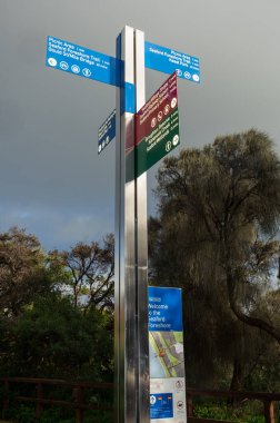 Seaford, Melbourne sahilindeki işaret direği.