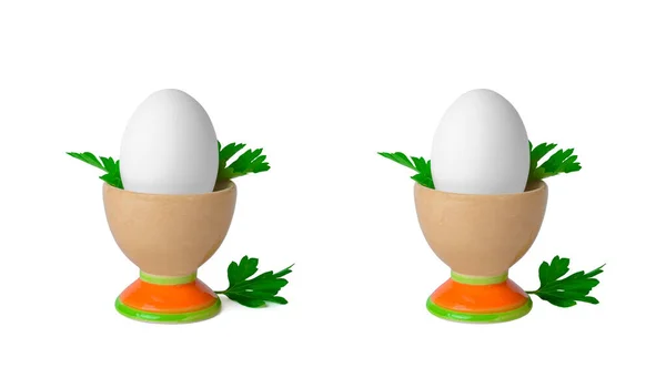 Weißes Mit Petersilie Eierbecher Isoliert Auf Weißem Hintergrund Mit Schatten — Stockfoto