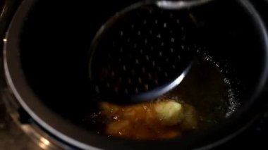 Peynirli çerez. Patates topları. Puffs snack. Fast food. Patates kroket. NET