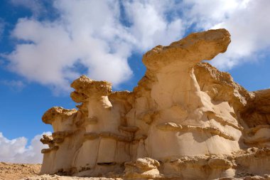 Fantastik kaya oluşumları Necef çölünde, İsrail