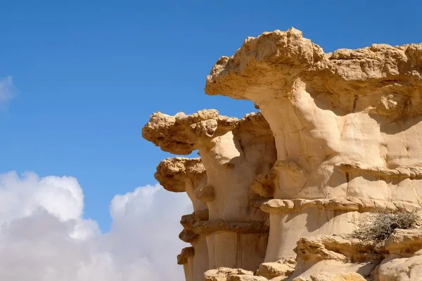 以色列内盖夫沙漠神奇的自然岩层 — 图库照片