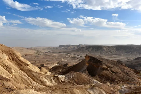 Deserto paisagem montanhosa . — Fotografia de Stock