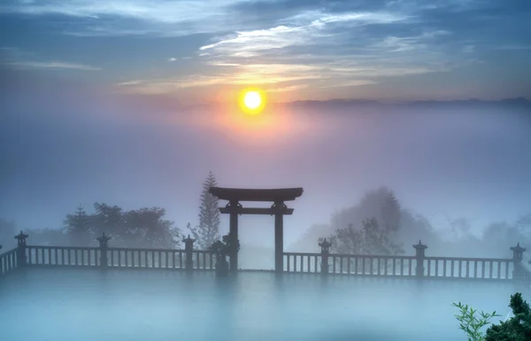 Bao Loc Vietnam Mayıs 2018 Pagoda Üzerinde Sihirli Şafak Çiğ — Stok fotoğraf