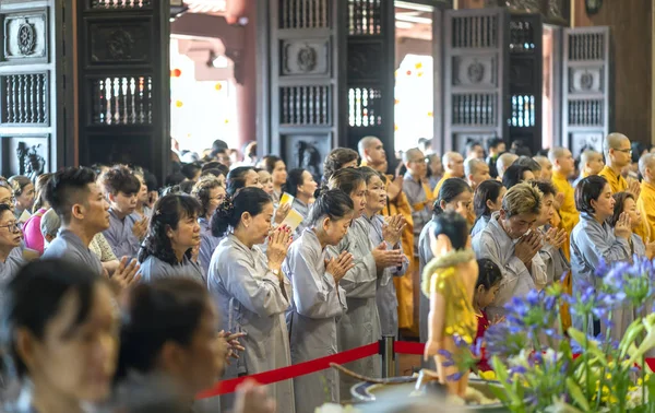 Ciudad Chi Minh Vietnam Mayo 2018 Buda Budista Rezando Las — Foto de Stock