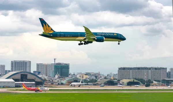 Chi Minh City Vietnam Julio 2018 Boeing 787 Aerolínea Vietnam —  Fotos de Stock