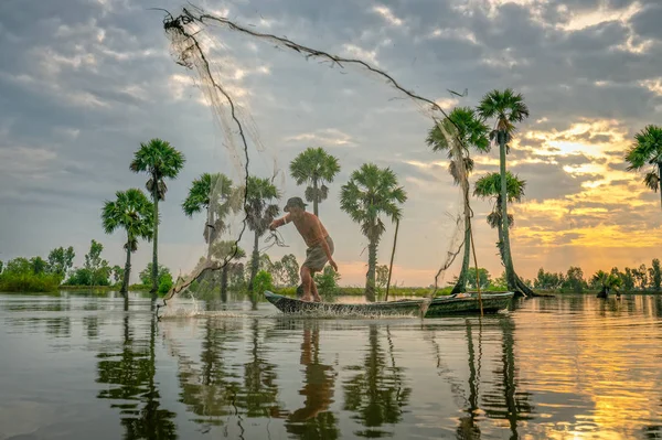 Een Giang Vietnam September 2018 Unidentified Vissers Vis Net Vis — Stockfoto