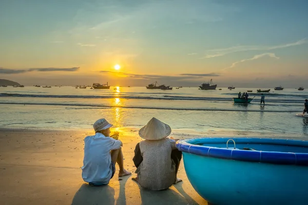 Mui Vietnam September 2018 Das Ältere Paar Einem Schönen Strand — Stockfoto
